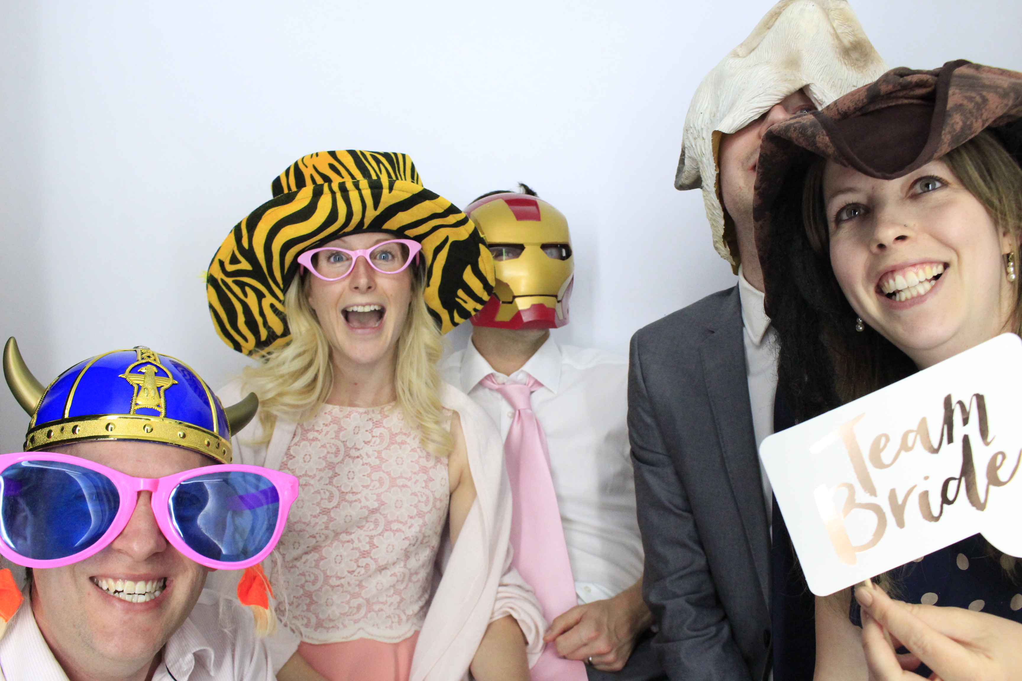 Andy and Emma's Wedding | View more photos from the event at gallery.myphotoboothexperience.co.uk/u/MyPhotoBoothExperienceLtd/Andy-and-Emmas-Wedding